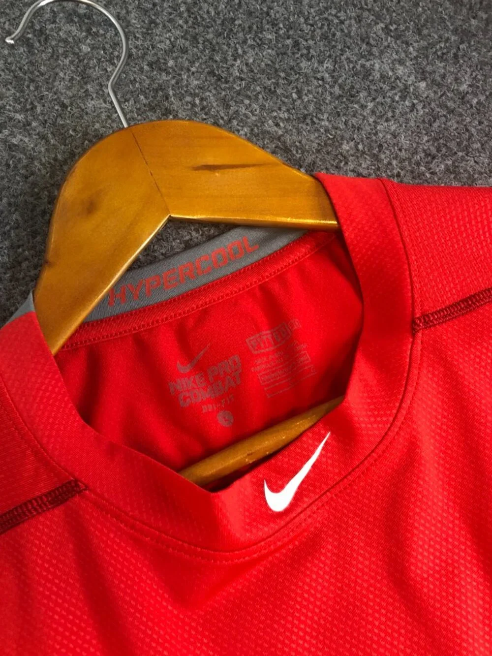 Nike Shirt Mens Large Red Black Baseball MLB Compression Fitted Raglan